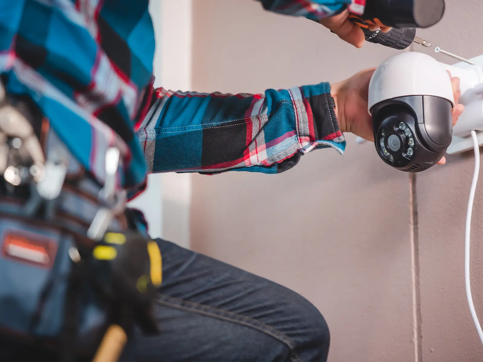 Techniciens en sécurité électronique